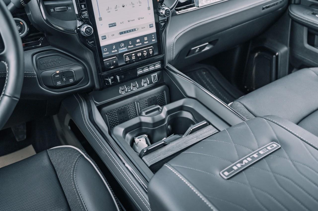 2026 RAM 3500 Limited T158987