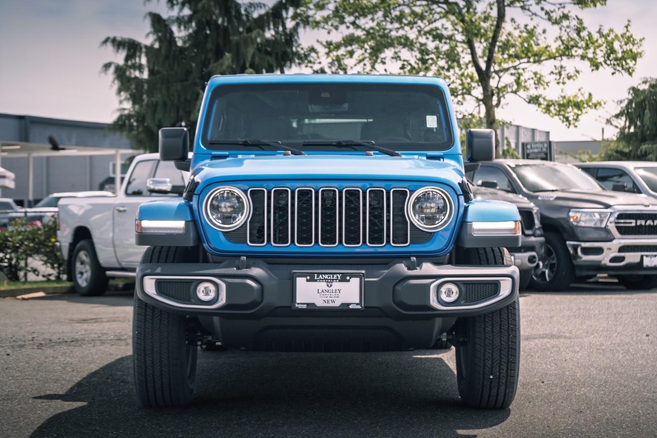 2025 Jeep Wrangler Sahara S564325