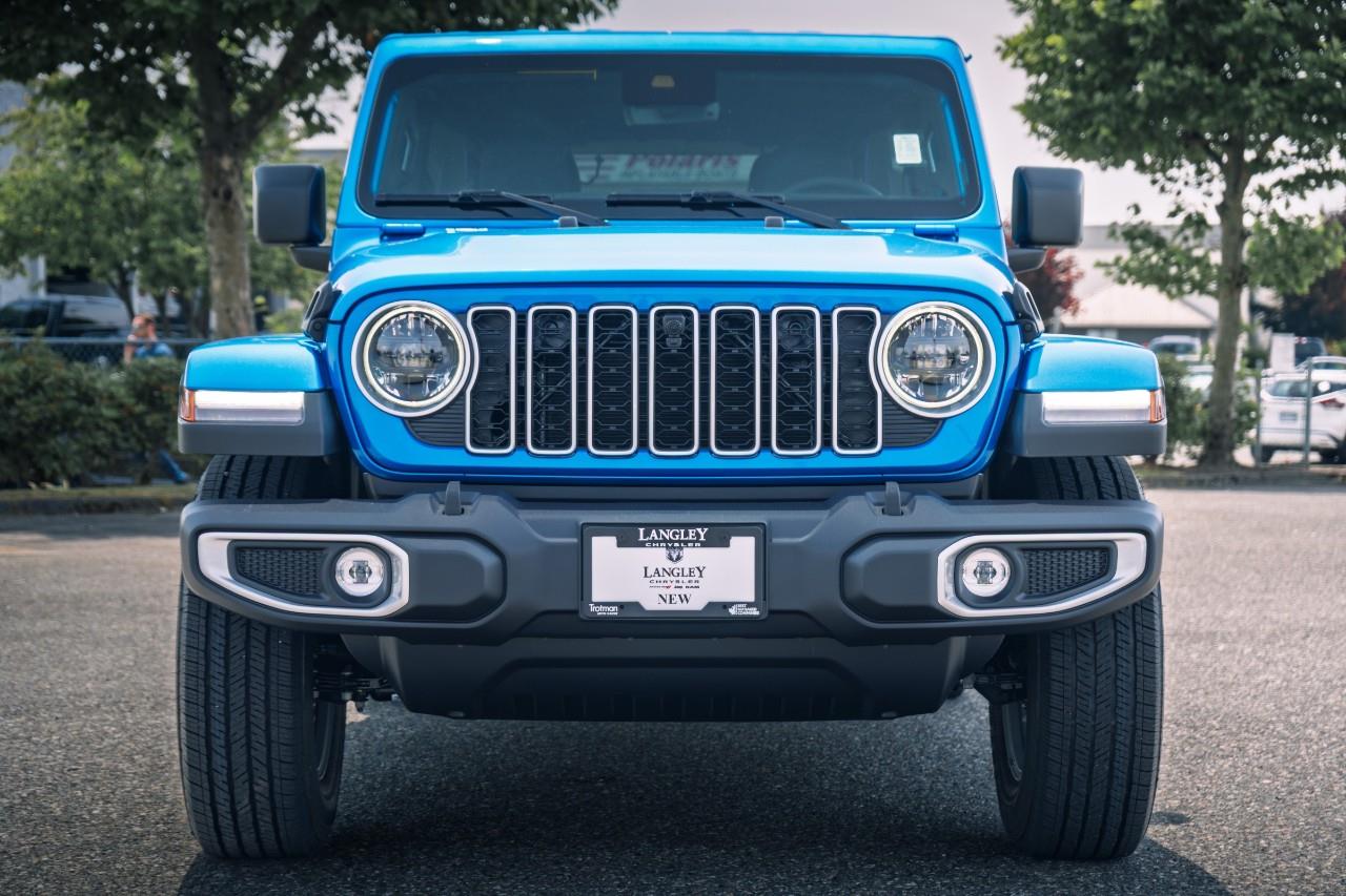 2025 Jeep Wrangler Sahara S621390