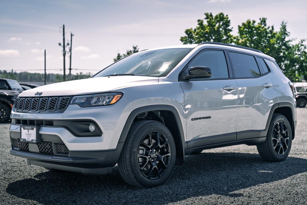 2025 Jeep Compass Altitude S626330