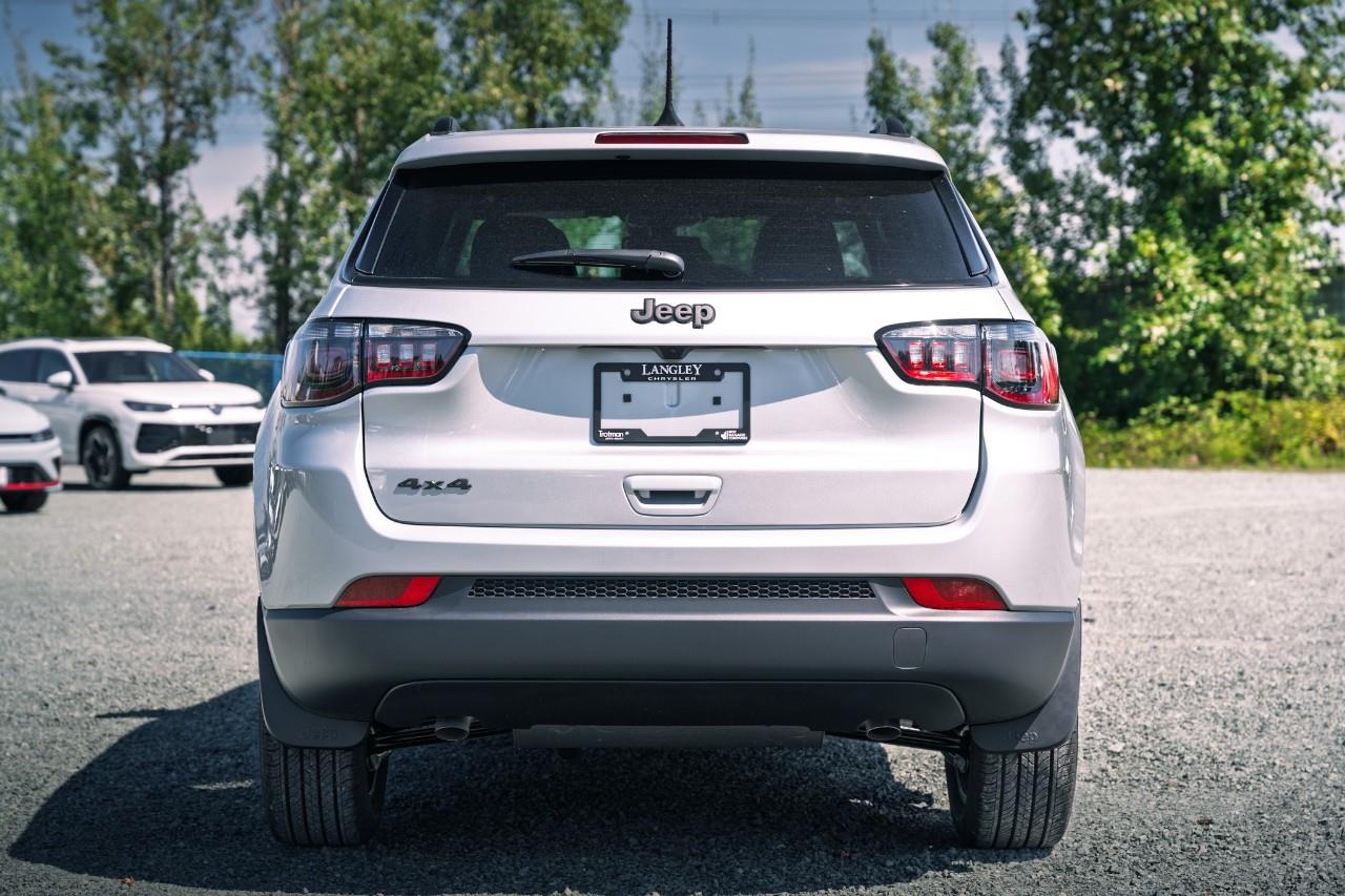 2025 Jeep Compass Altitude S626330