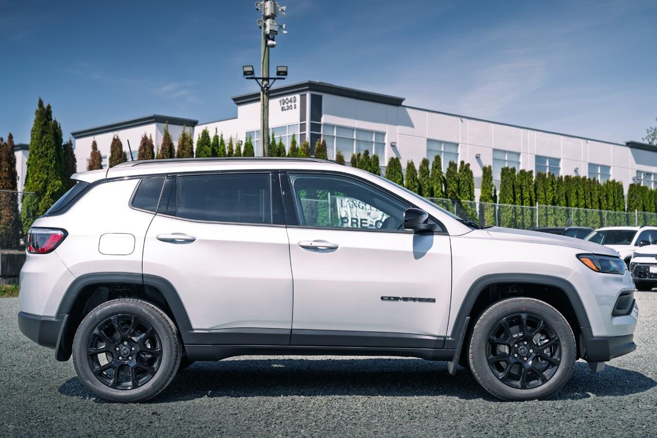2025 Jeep Compass Altitude S626330