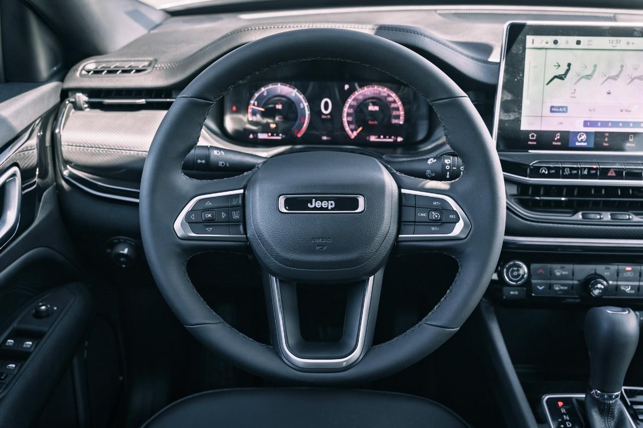 2025 Jeep Compass Altitude S626330