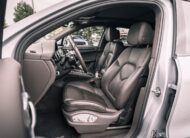 2017 Porsche Macan  LC2702A