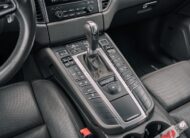 2017 Porsche Macan  LC2702A