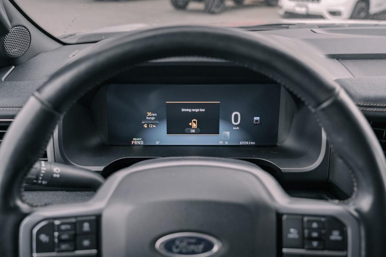 2023 Ford F-150 Lightning Pro LC2705