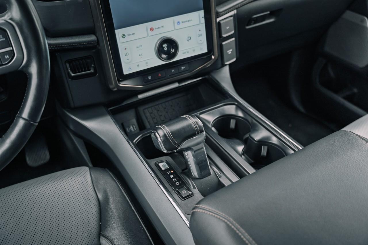 2023 Ford F-150 Lightning Pro LC2705