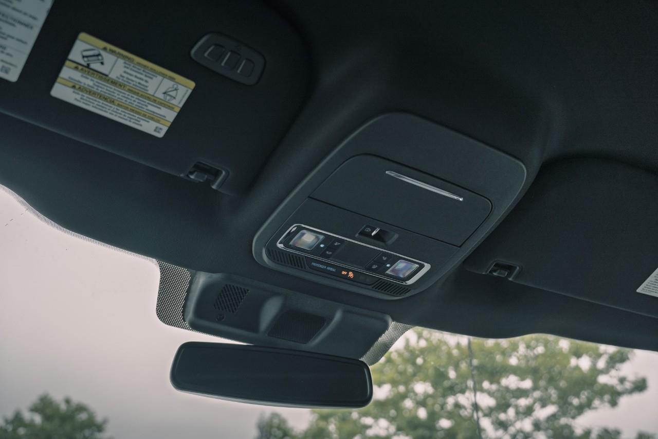 2023 Ford F-150 Lightning Pro LC2705