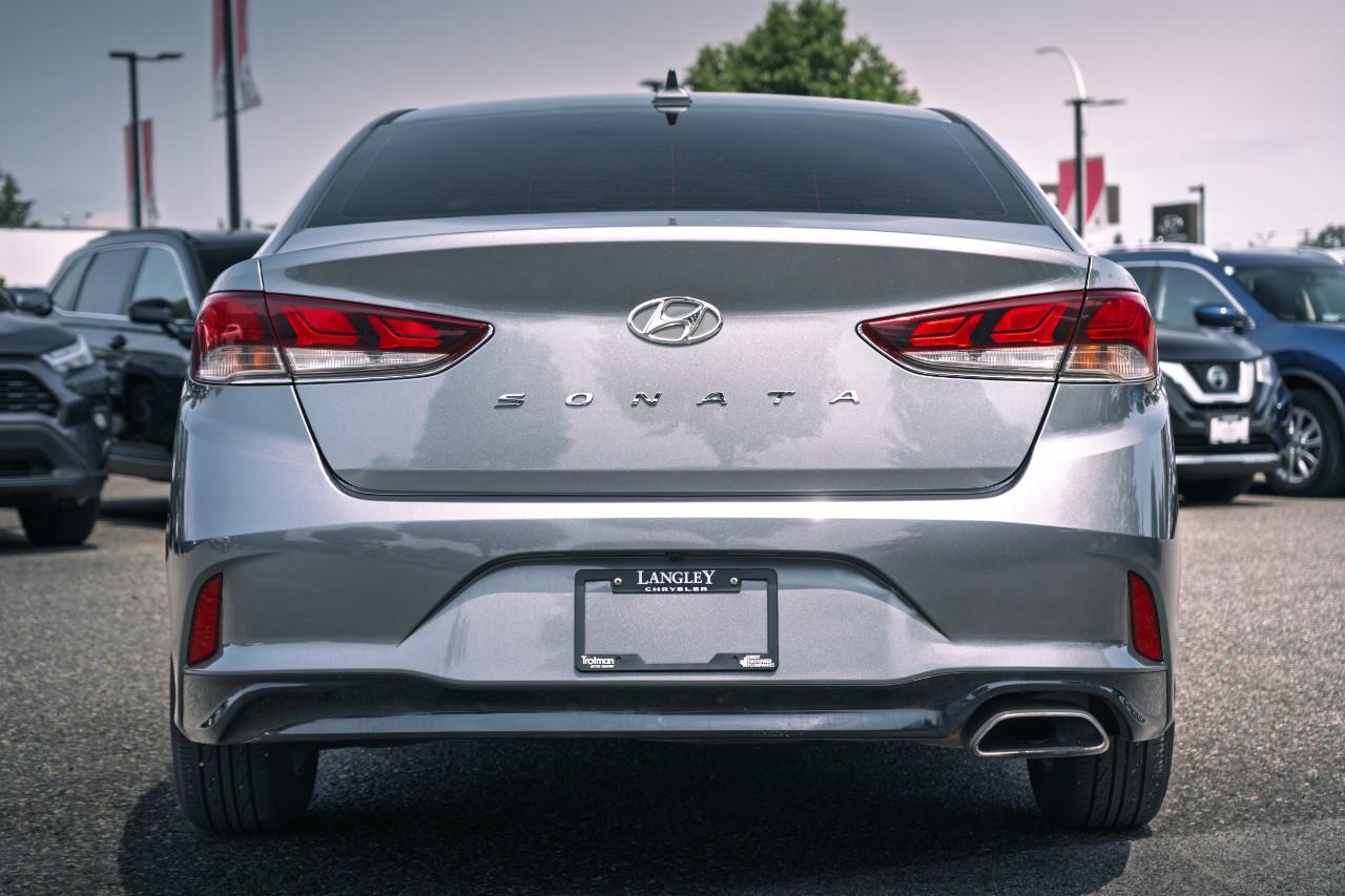 2018 Hyundai Sonata GL LC2595A