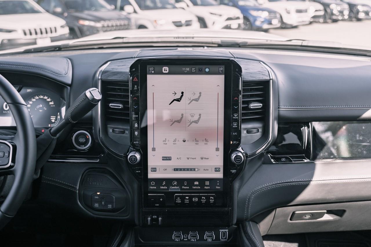 2025 RAM 3500 Limited S544757