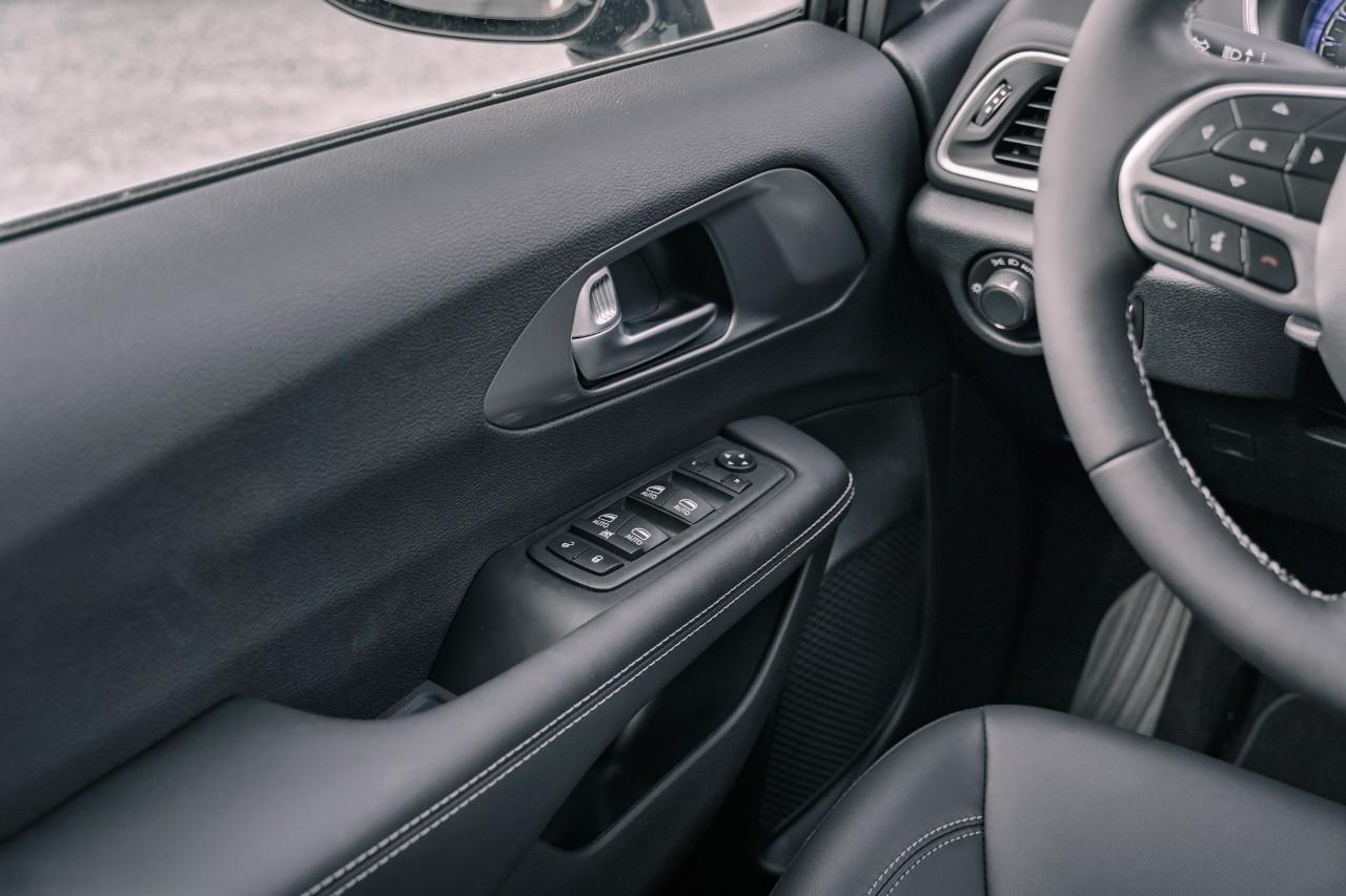 2026 Chrysler Pacifica Select T158117