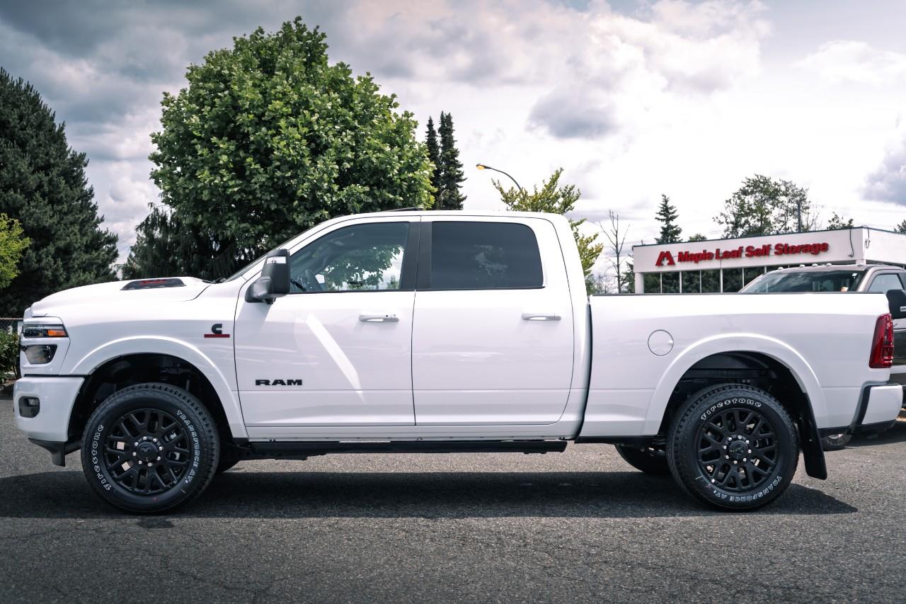 2025 RAM 3500 Limited S541028