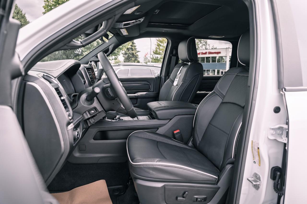 2025 RAM 3500 Limited S541028