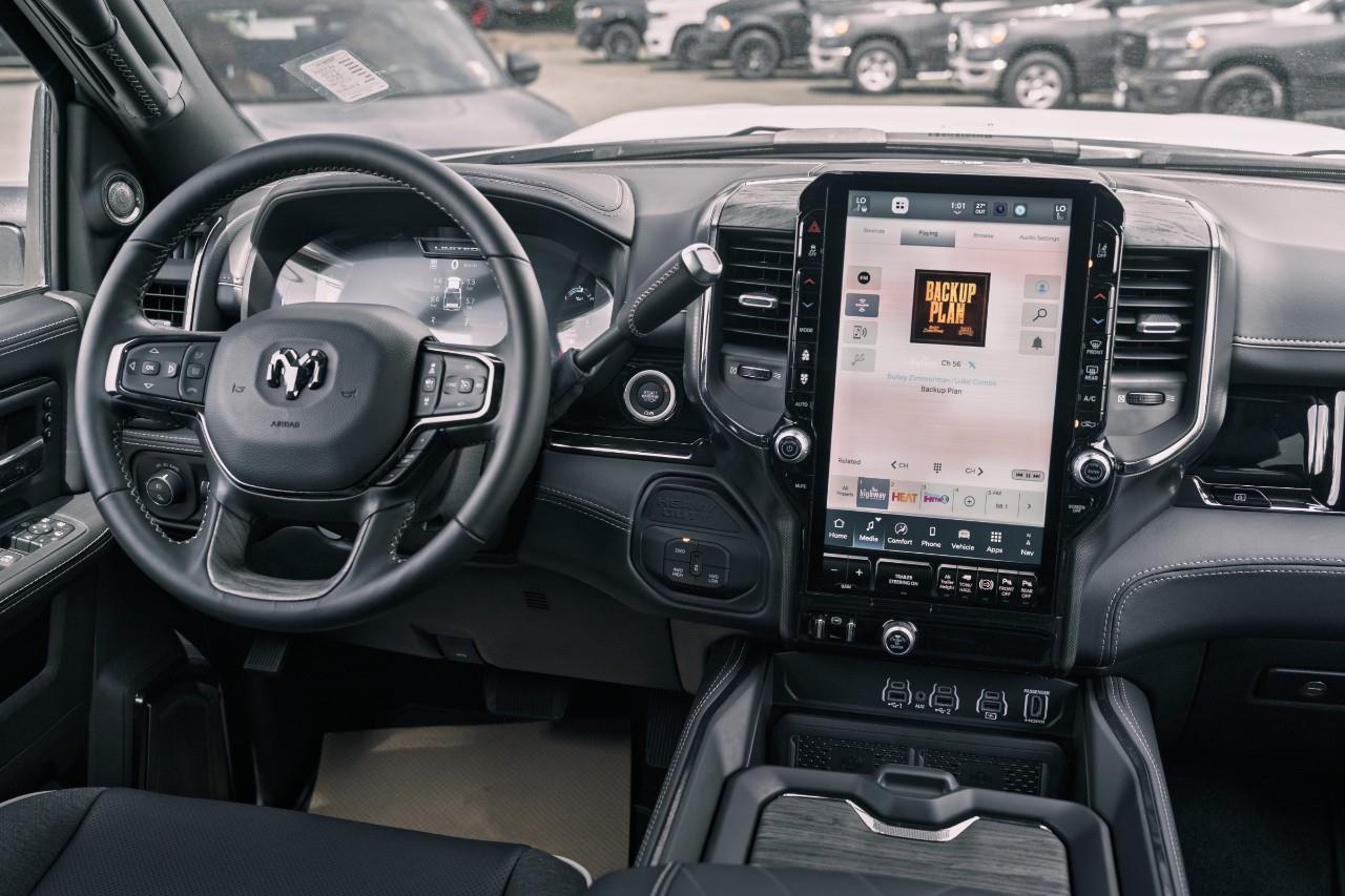 2025 RAM 3500 Limited S541028