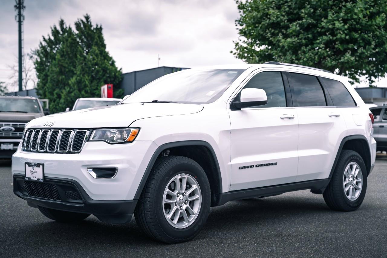2020 Jeep Grand Cherokee Laredo LC2674