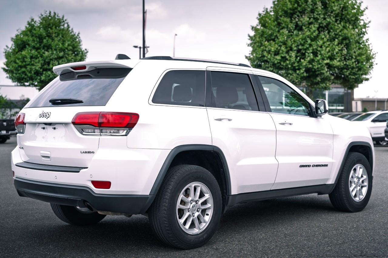 2020 Jeep Grand Cherokee Laredo LC2674