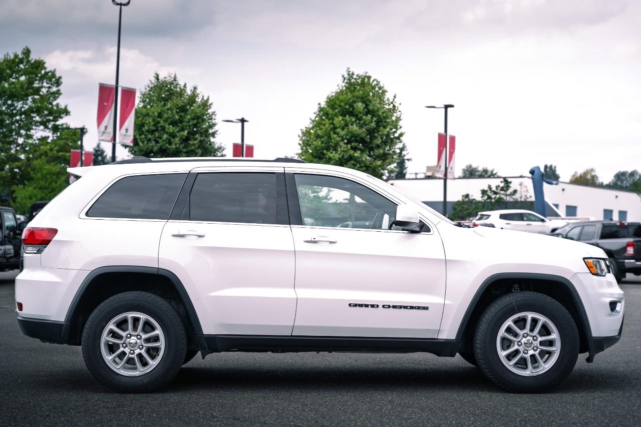 2020 Jeep Grand Cherokee Laredo LC2674