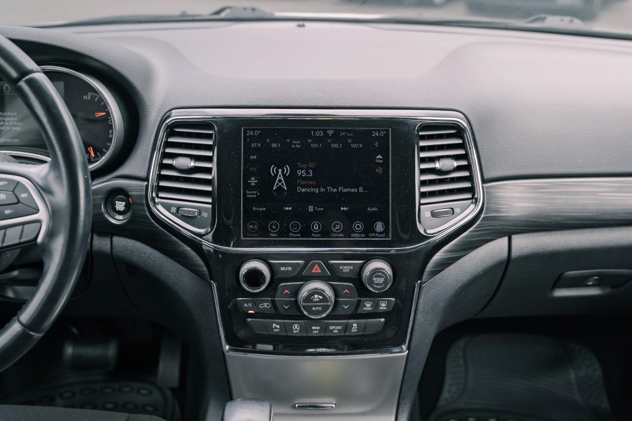 2020 Jeep Grand Cherokee Laredo LC2674