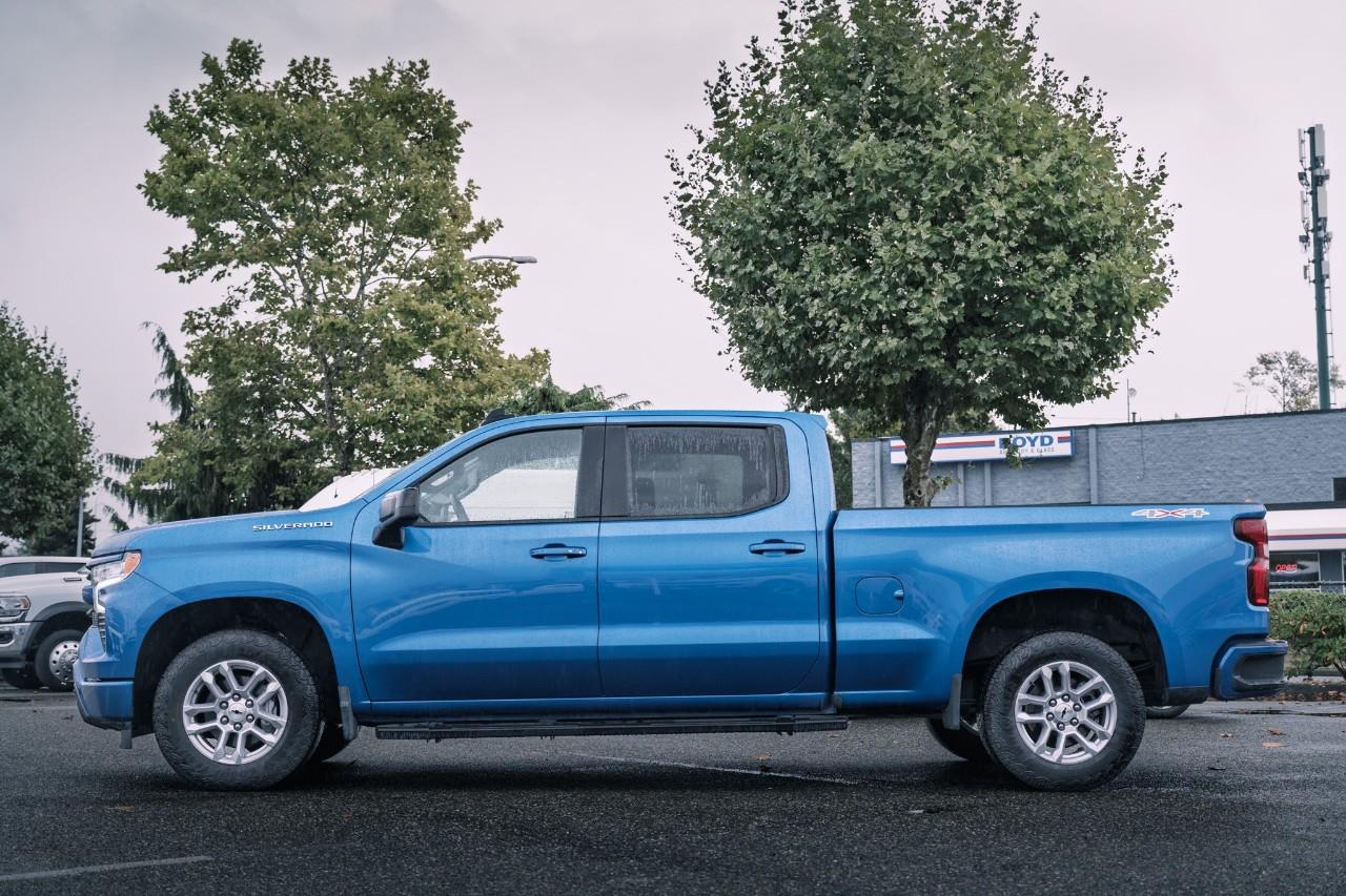 2023 Chevrolet Silverado 1500 RST LC2724