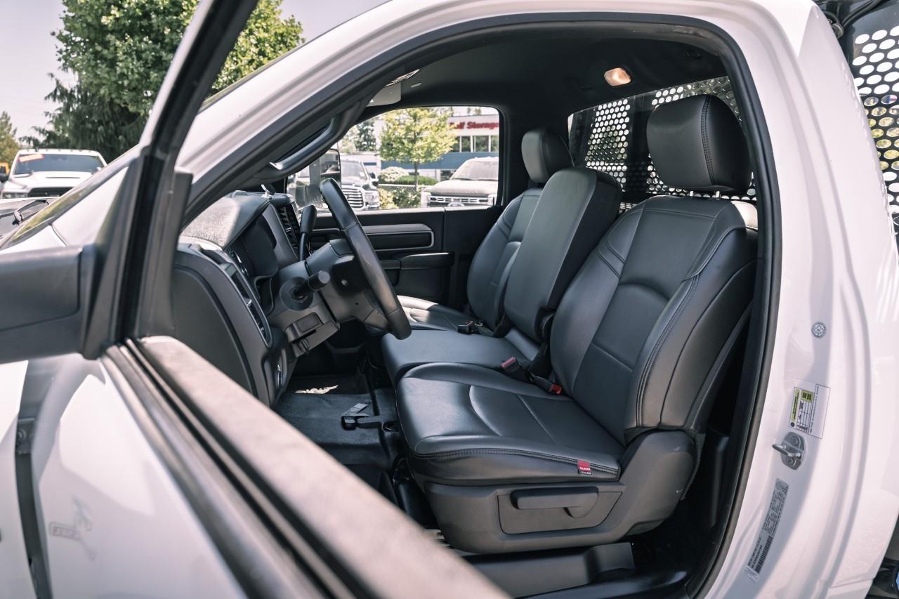 2022 RAM 5500 Chassis Tradesman/SLT LC2665