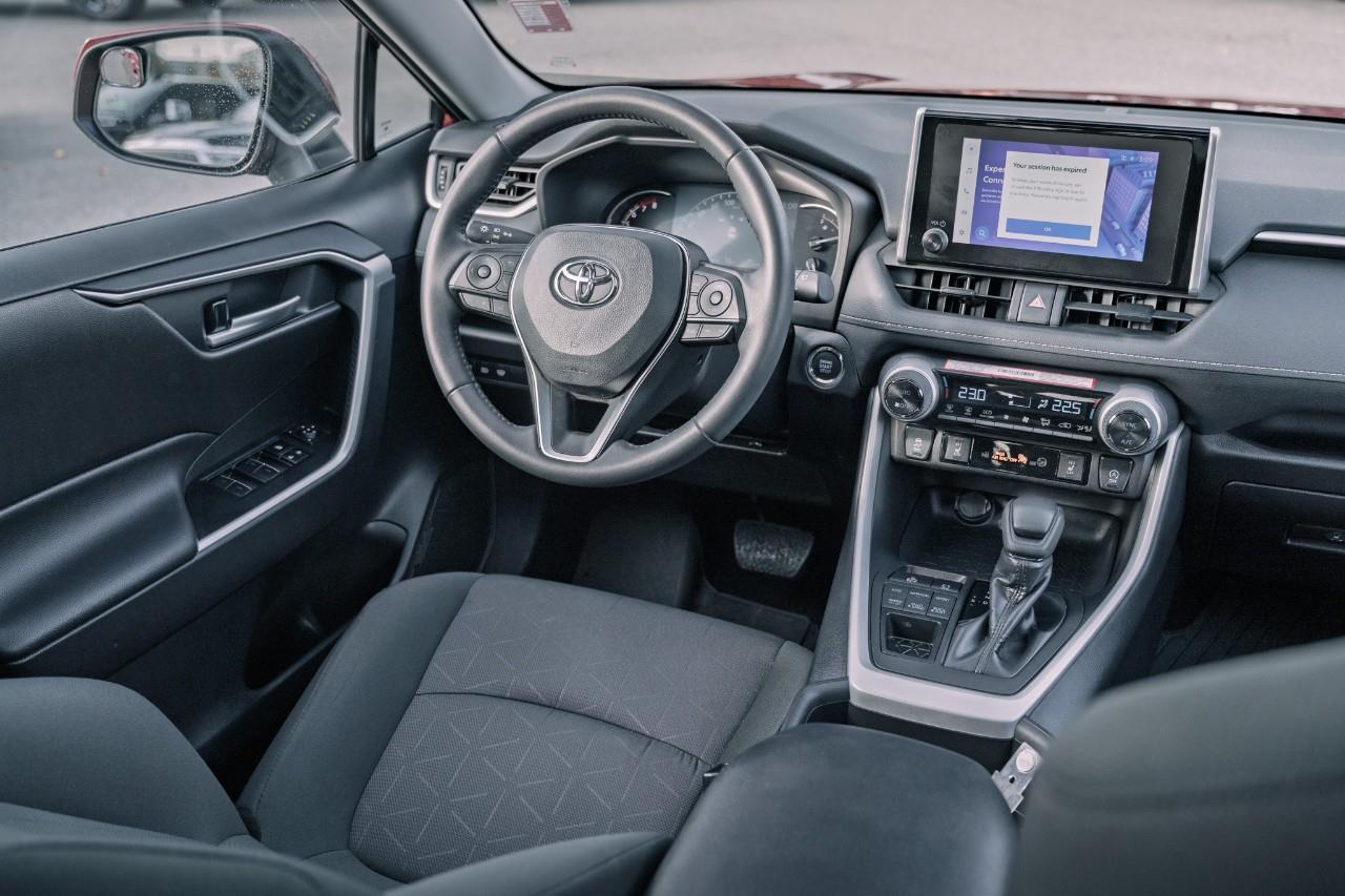 2025 Toyota RAV4 XLE S515118B