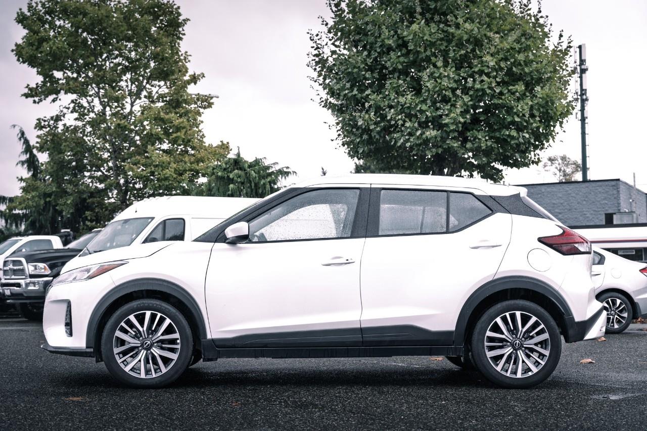 2023 Nissan Kicks SV LC2718