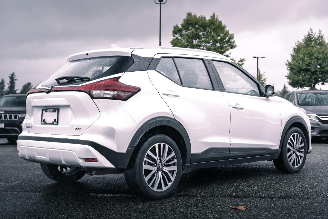 2023 Nissan Kicks SV LC2718