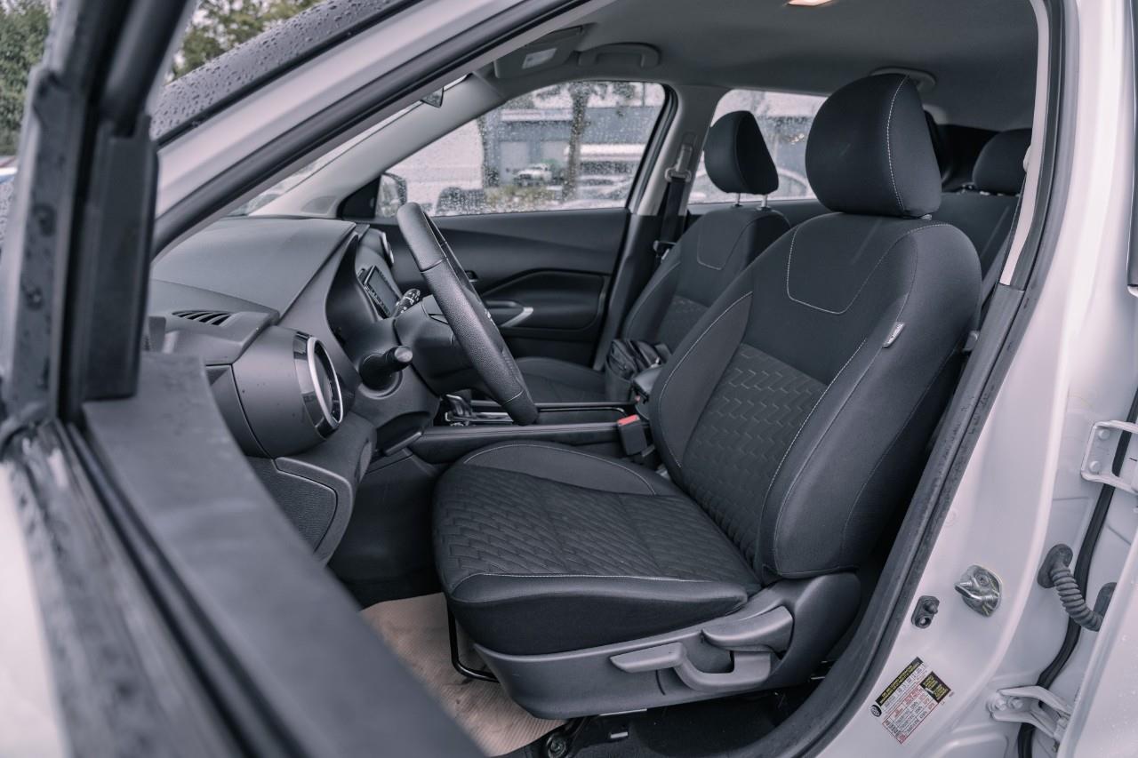 2023 Nissan Kicks SV LC2718