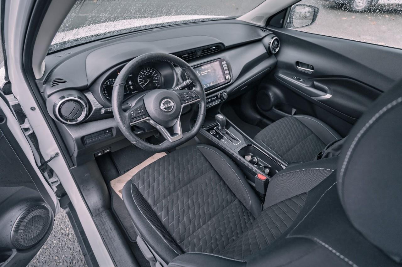 2023 Nissan Kicks SV LC2718