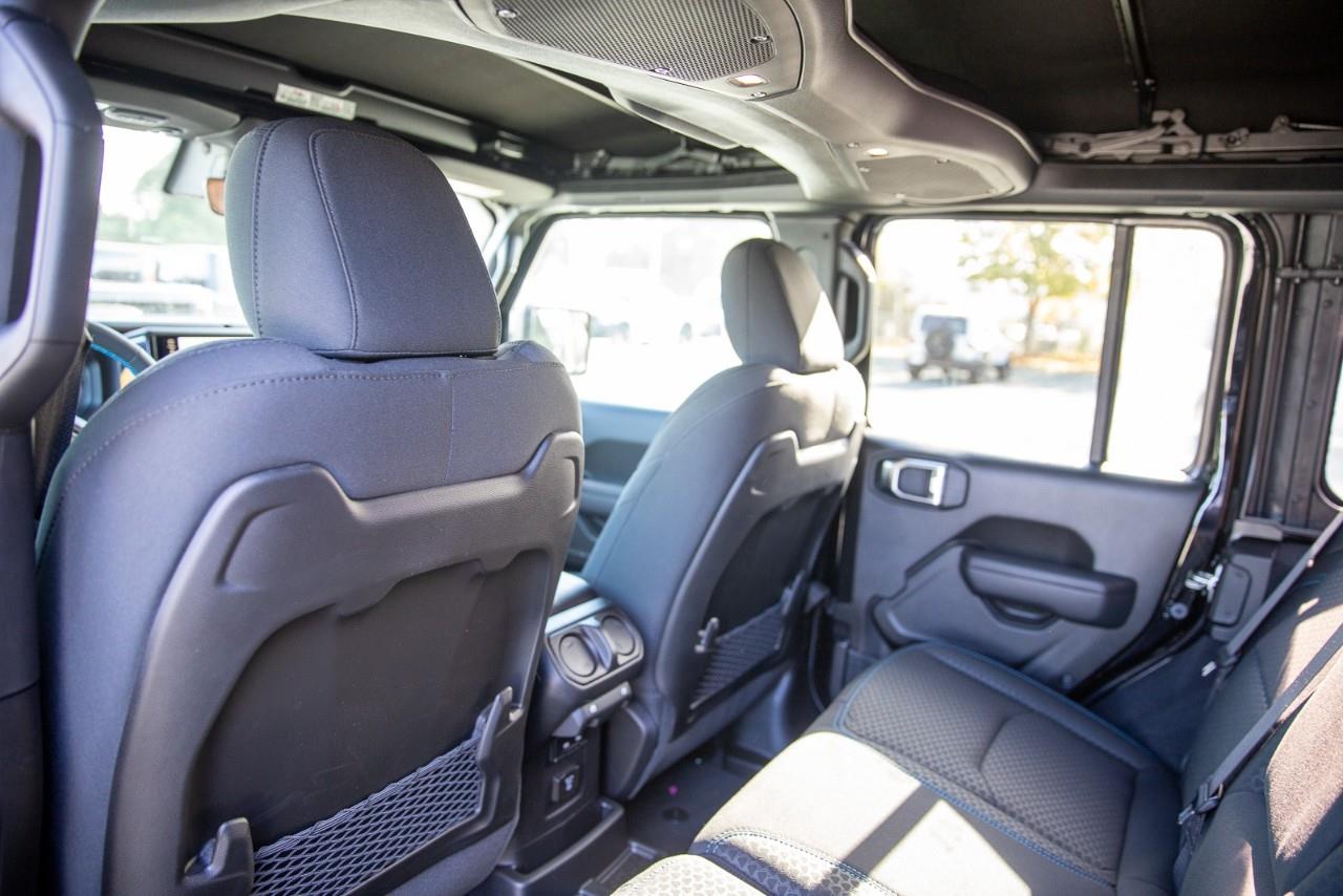 2024 Jeep Wrangler 4xe Rubicon R177456