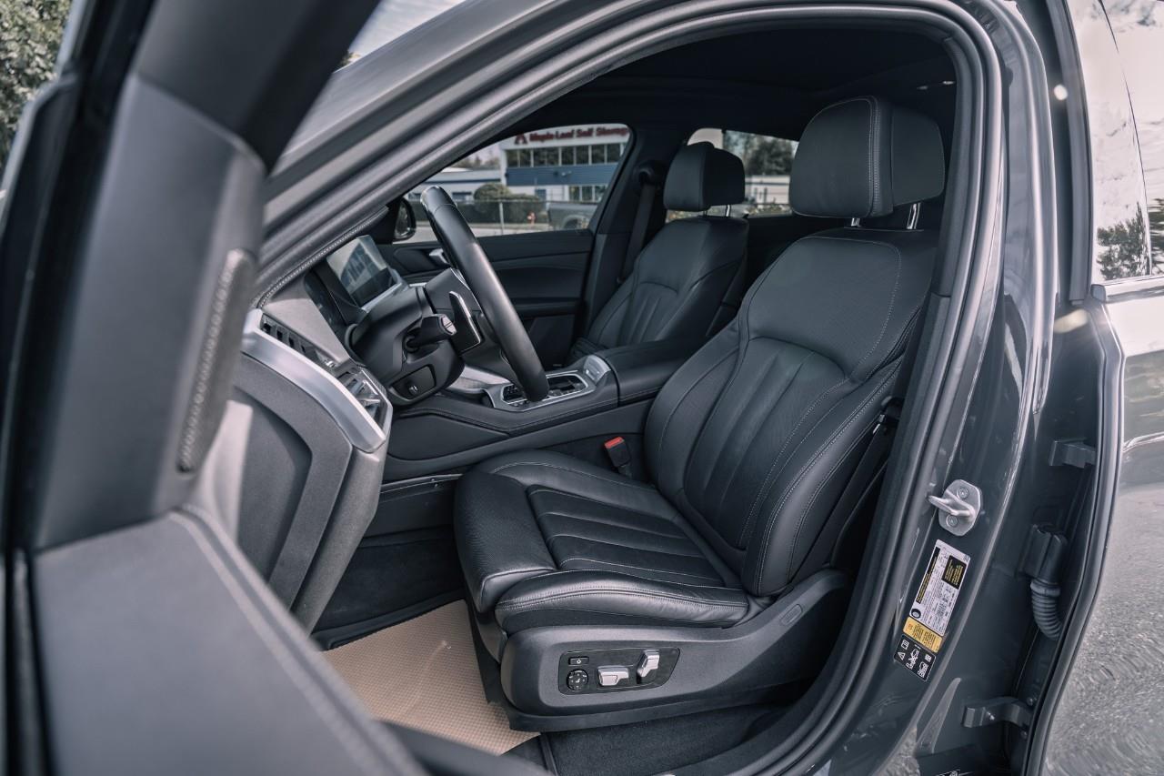 2022 BMW X6 xDrive40i LC2667A