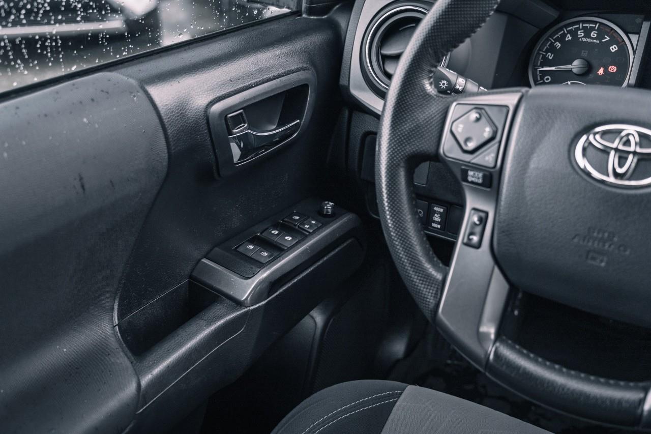 2020 Toyota Tacoma  LC2658AA