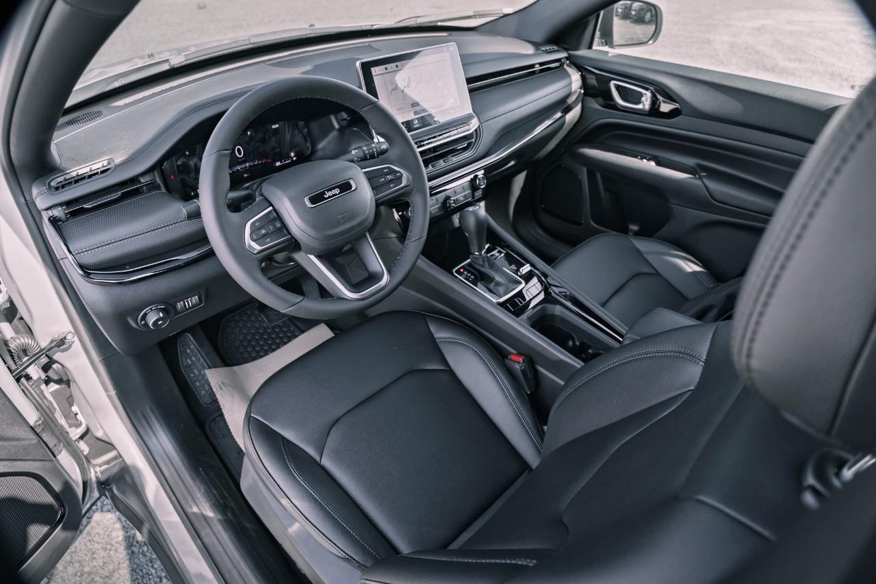 2025 Jeep Compass Altitude S626331