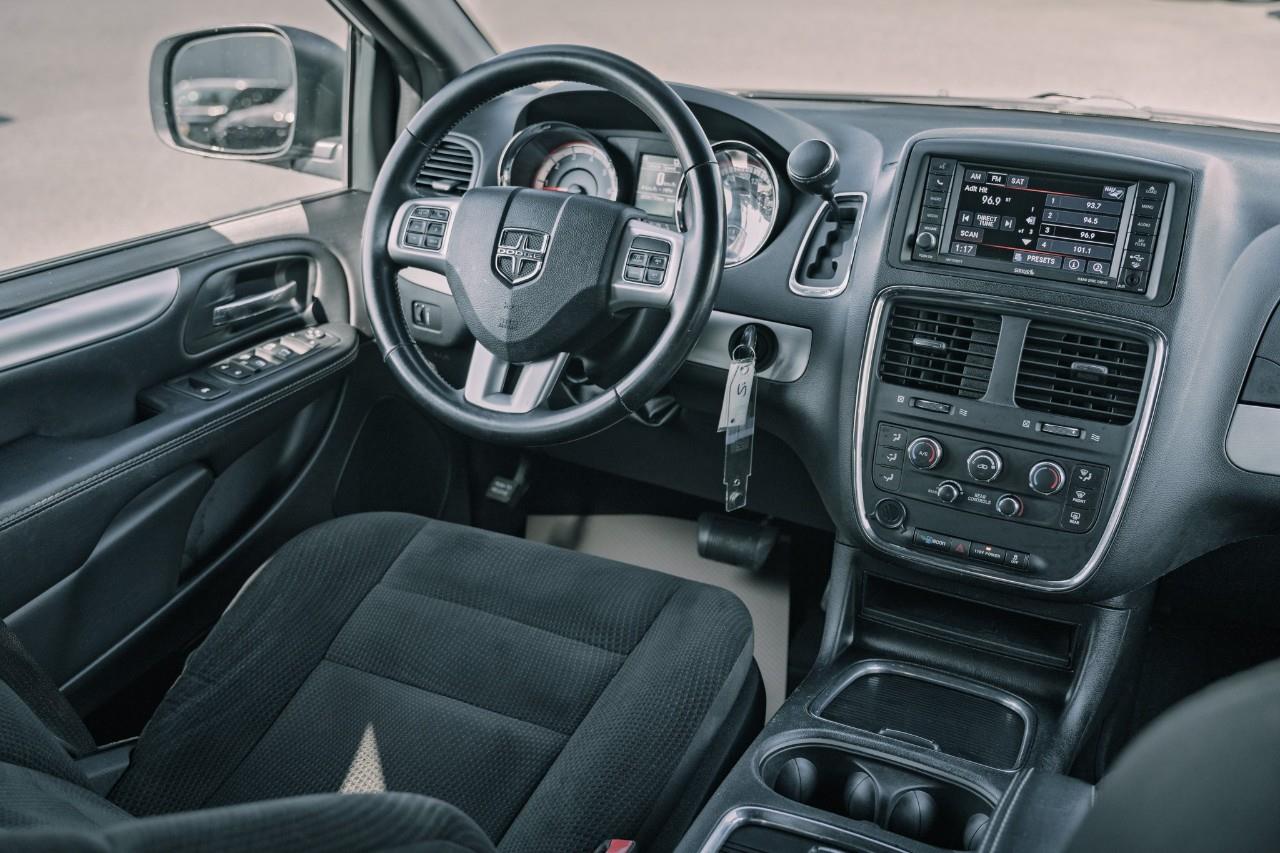 2019 Dodge Grand Caravan CVP/SXT LC2659A