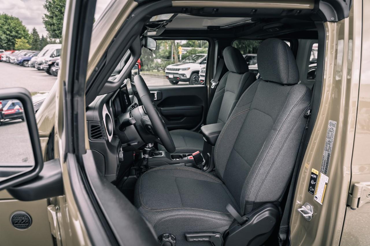 2025 Jeep Wrangler Sport S626641