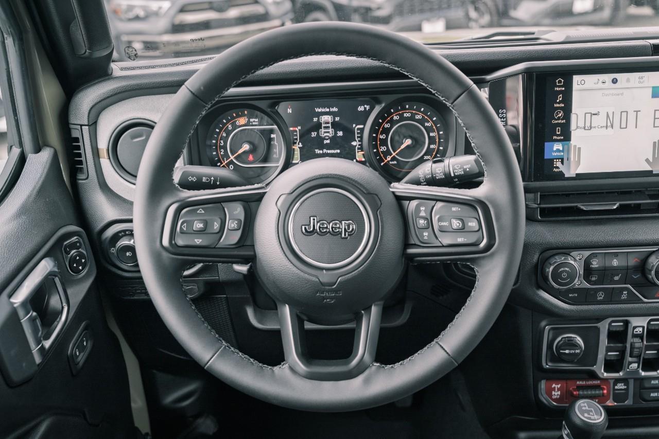 2025 Jeep Wrangler Sport S626641