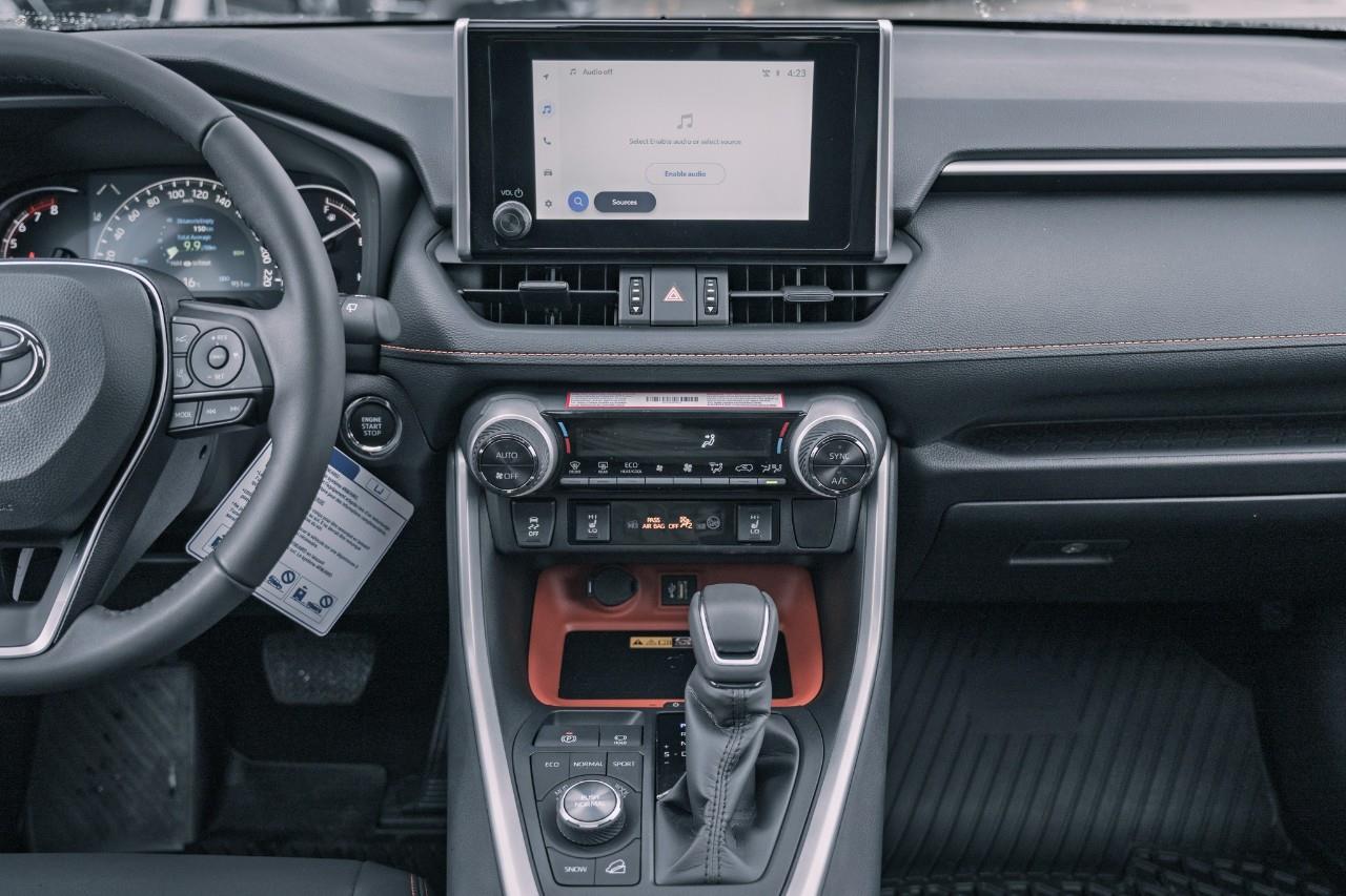 2025 Toyota RAV4 Trail LC2729