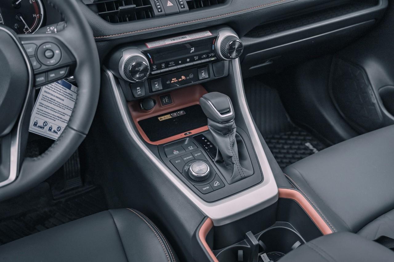 2025 Toyota RAV4 Trail LC2729