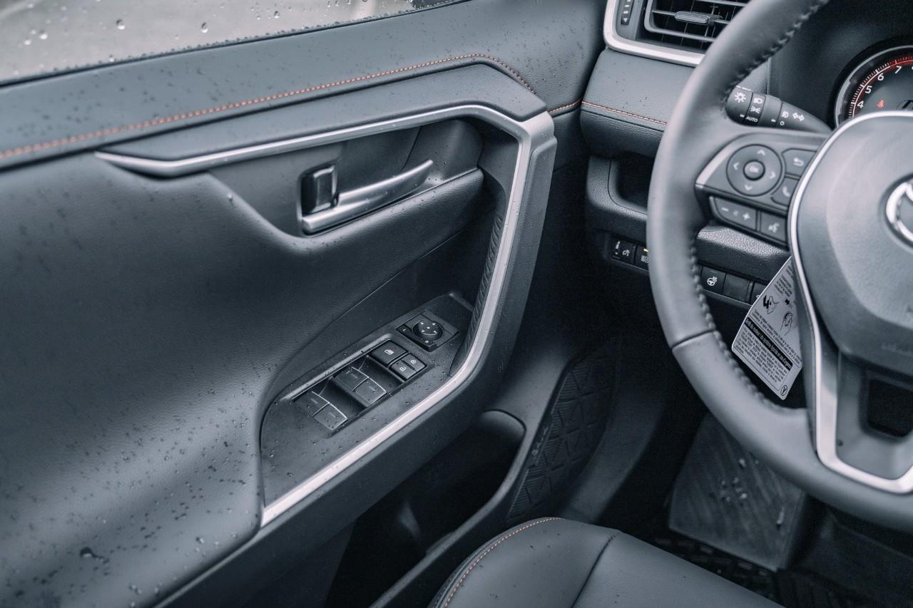 2025 Toyota RAV4 Trail LC2729