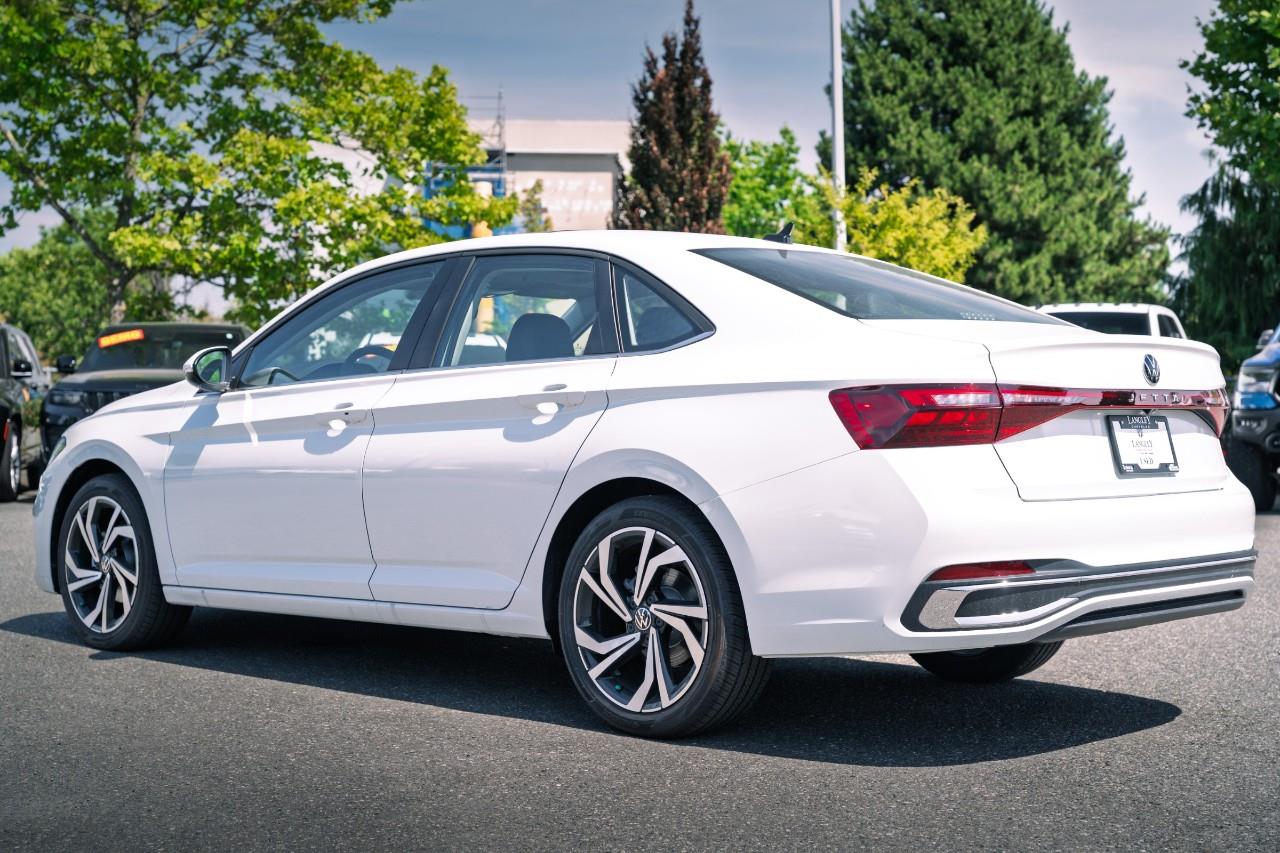 2025 Volkswagen Jetta Highline LC2670
