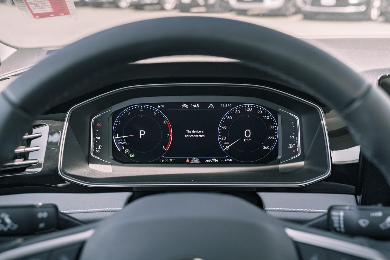 2025 Volkswagen Jetta Highline LC2670