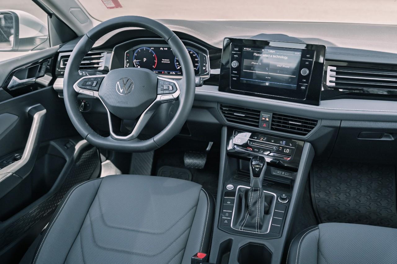 2025 Volkswagen Jetta Highline LC2670