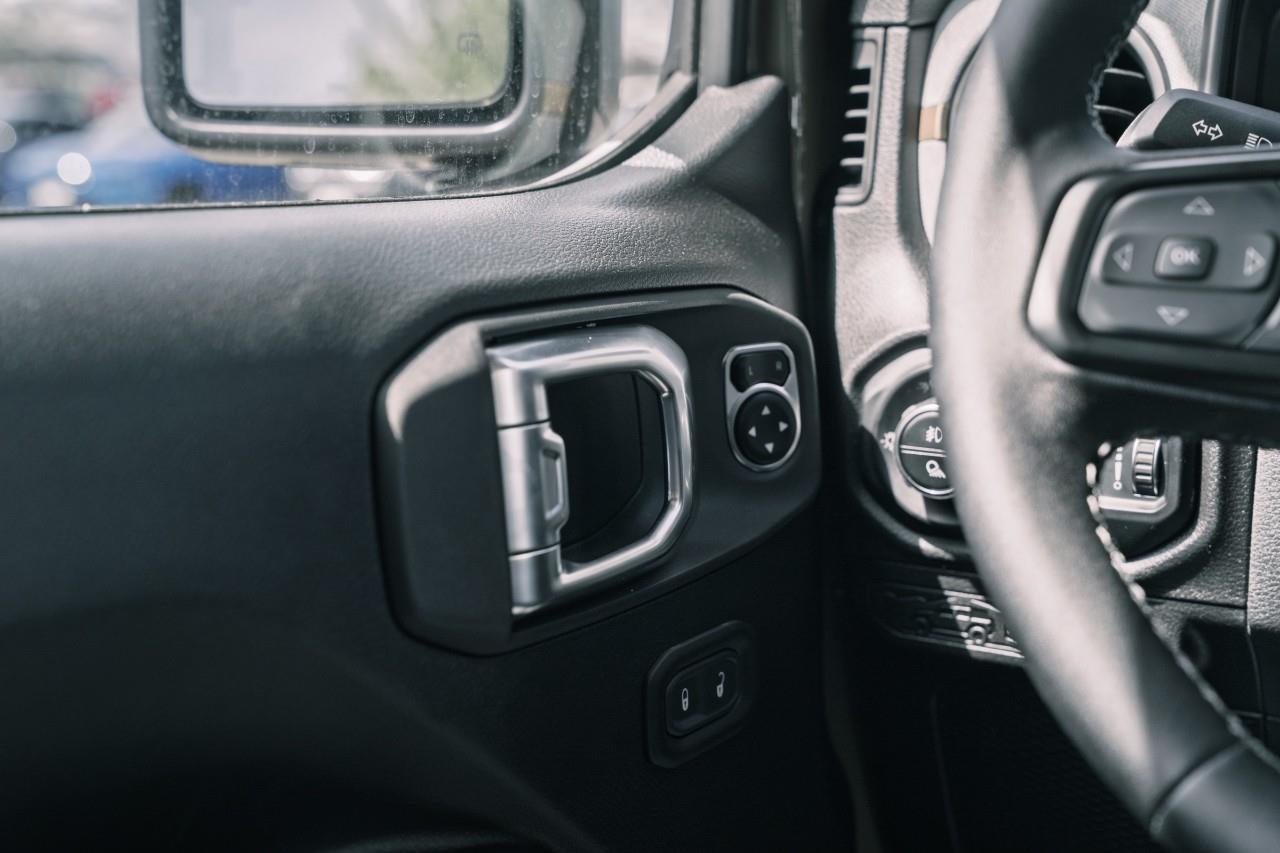 2025 Jeep Gladiator Sport S S517919