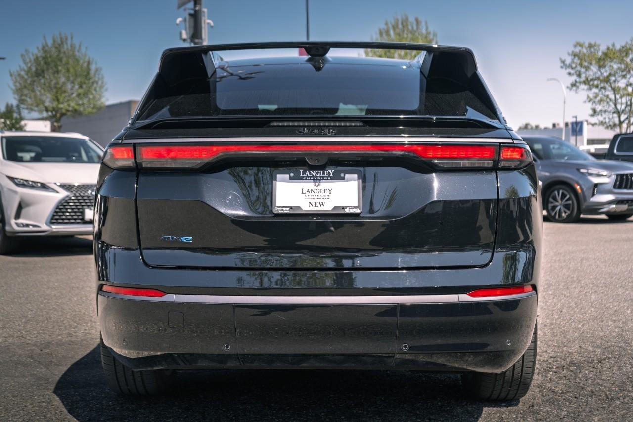 2024 Jeep Wagoneer S Launch Edition R180209