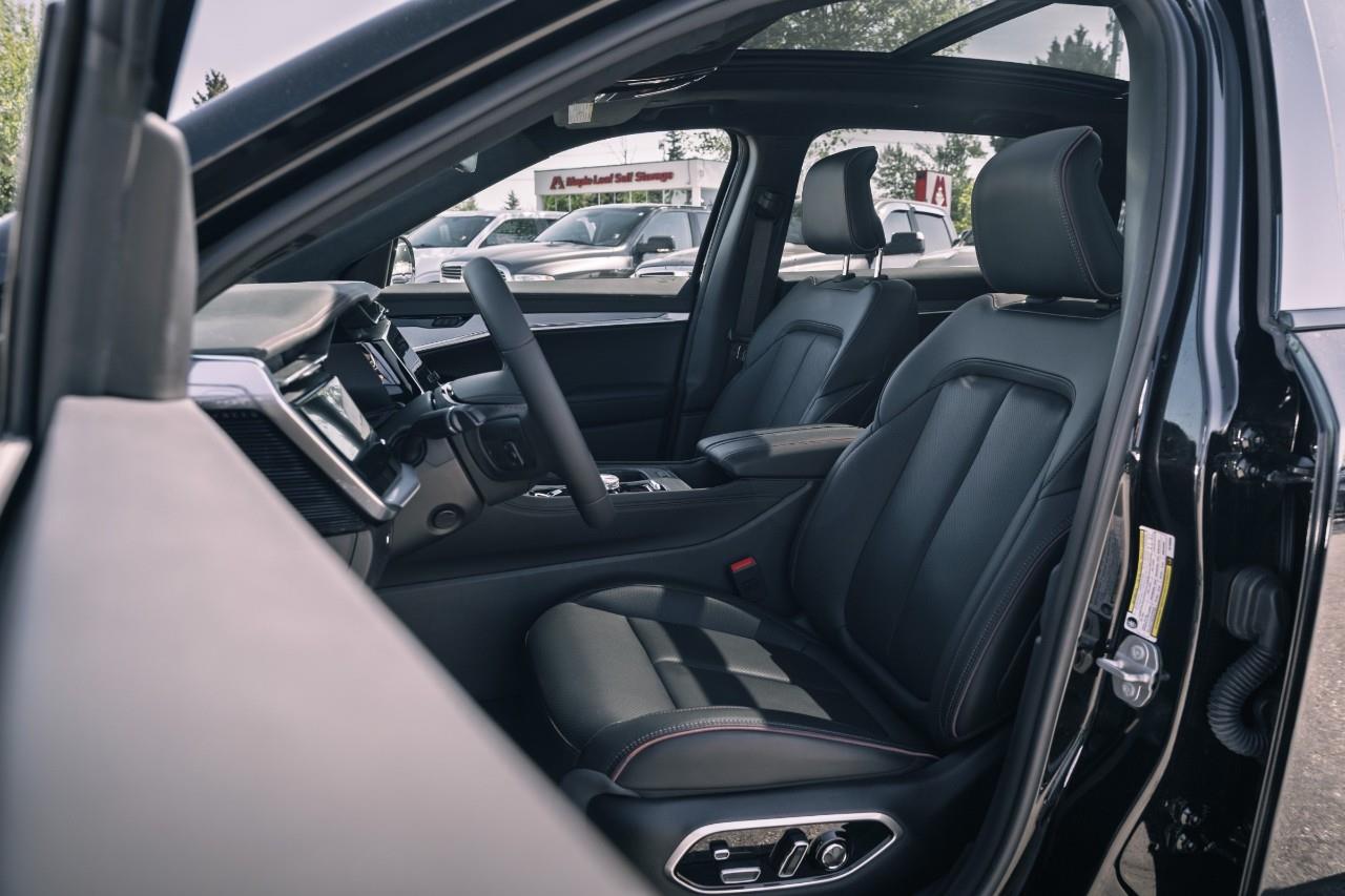 2024 Jeep Wagoneer S Launch Edition R180209