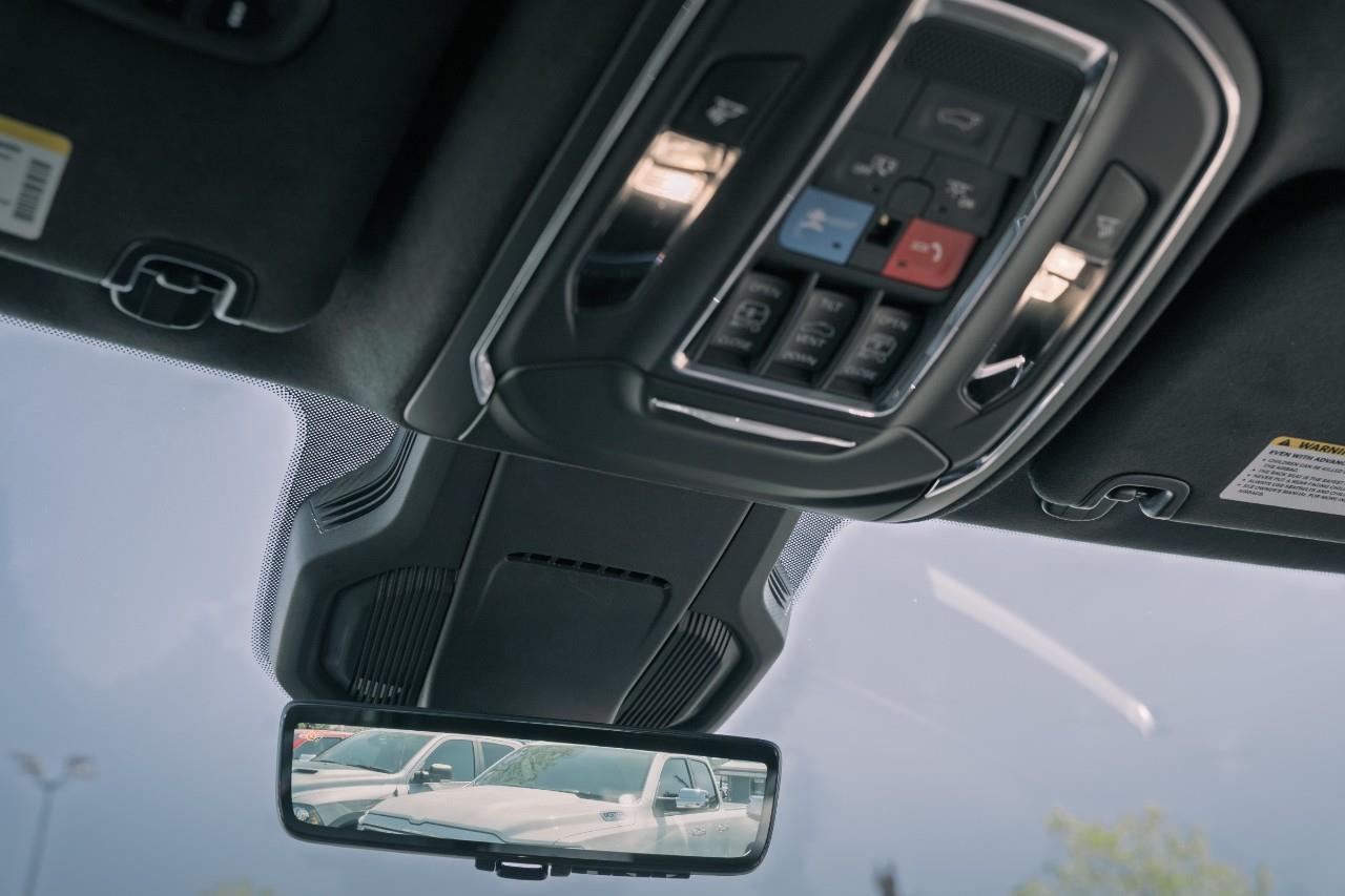 2024 Jeep Wagoneer S Launch Edition R180209