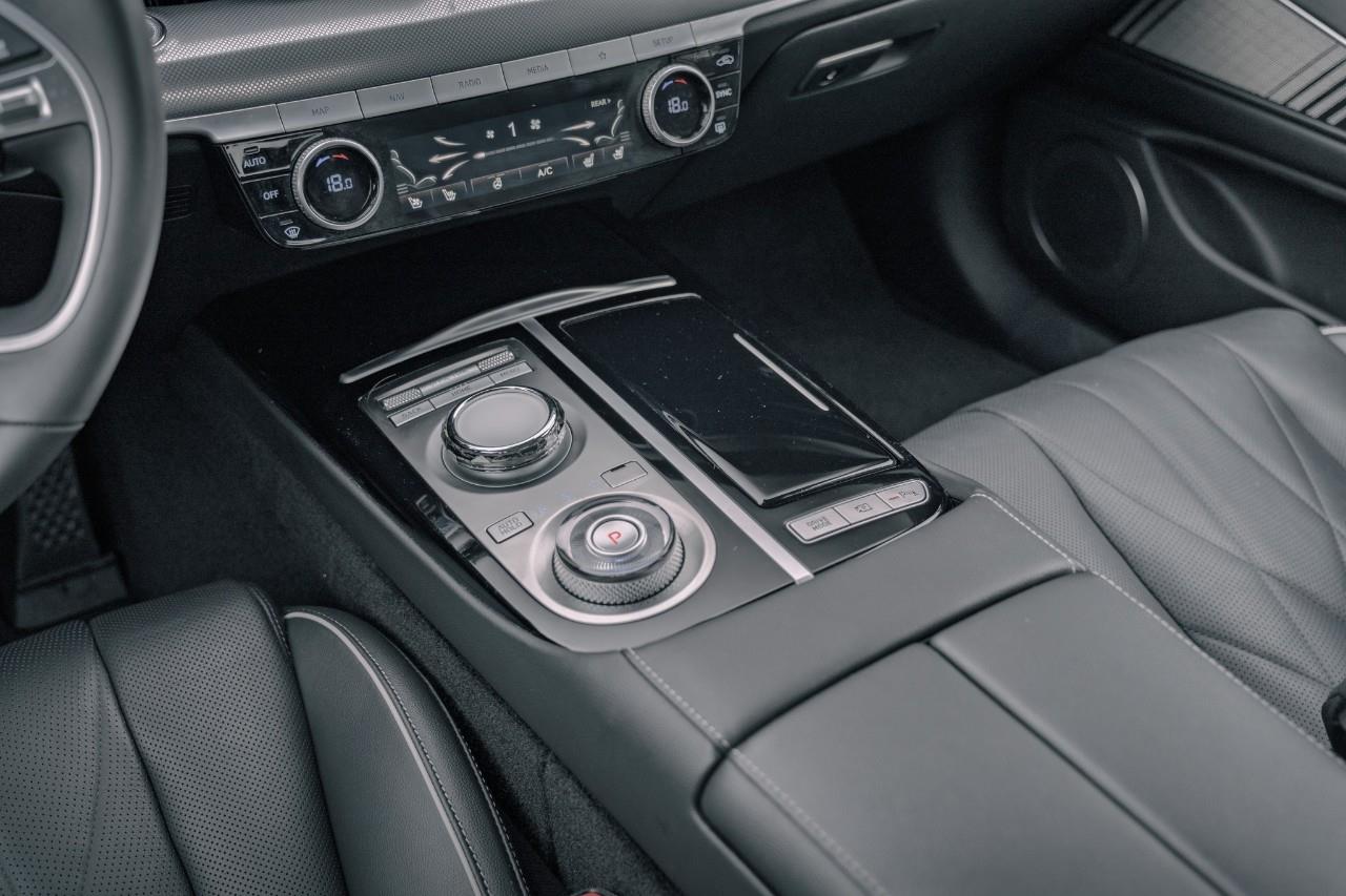 2024 Genesis G80 2.5T Advanced LC2728