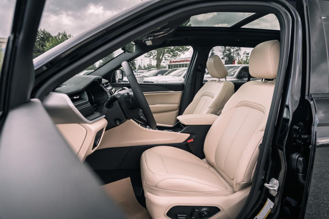 2025 Jeep Grand Cherokee Limited S321834