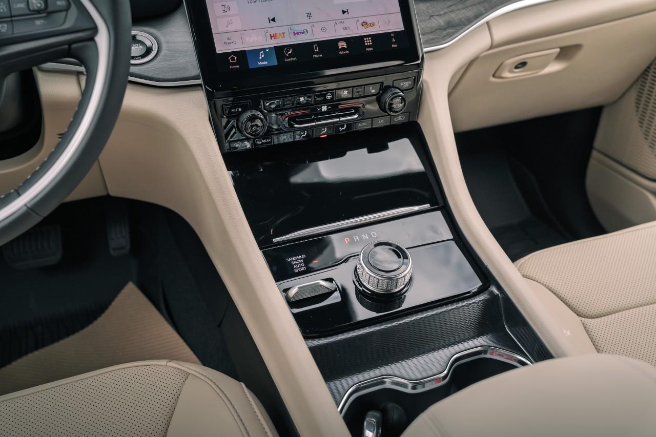 2025 Jeep Grand Cherokee Limited S321834