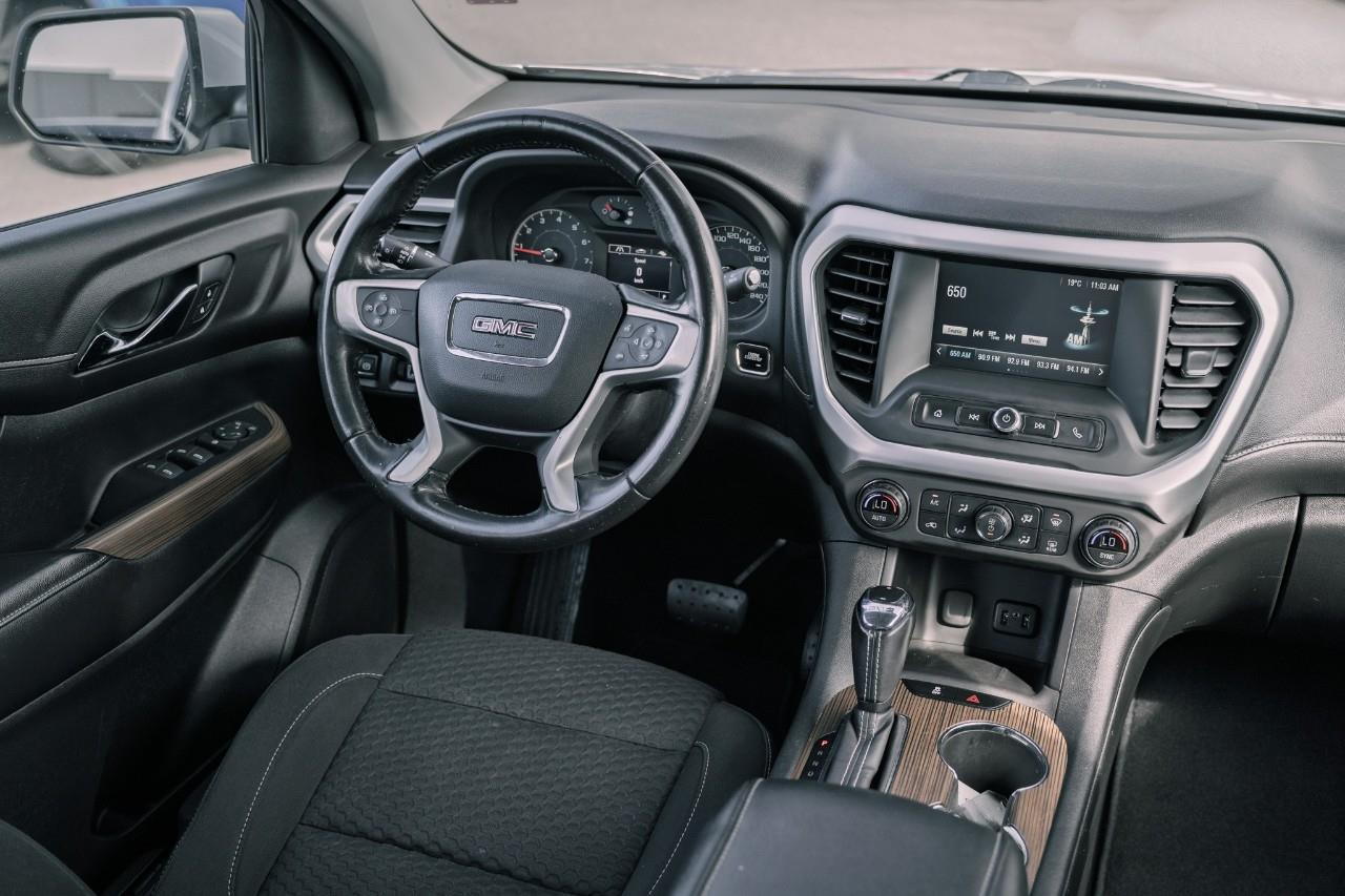 2019 GMC Acadia SLE-1 S562588A